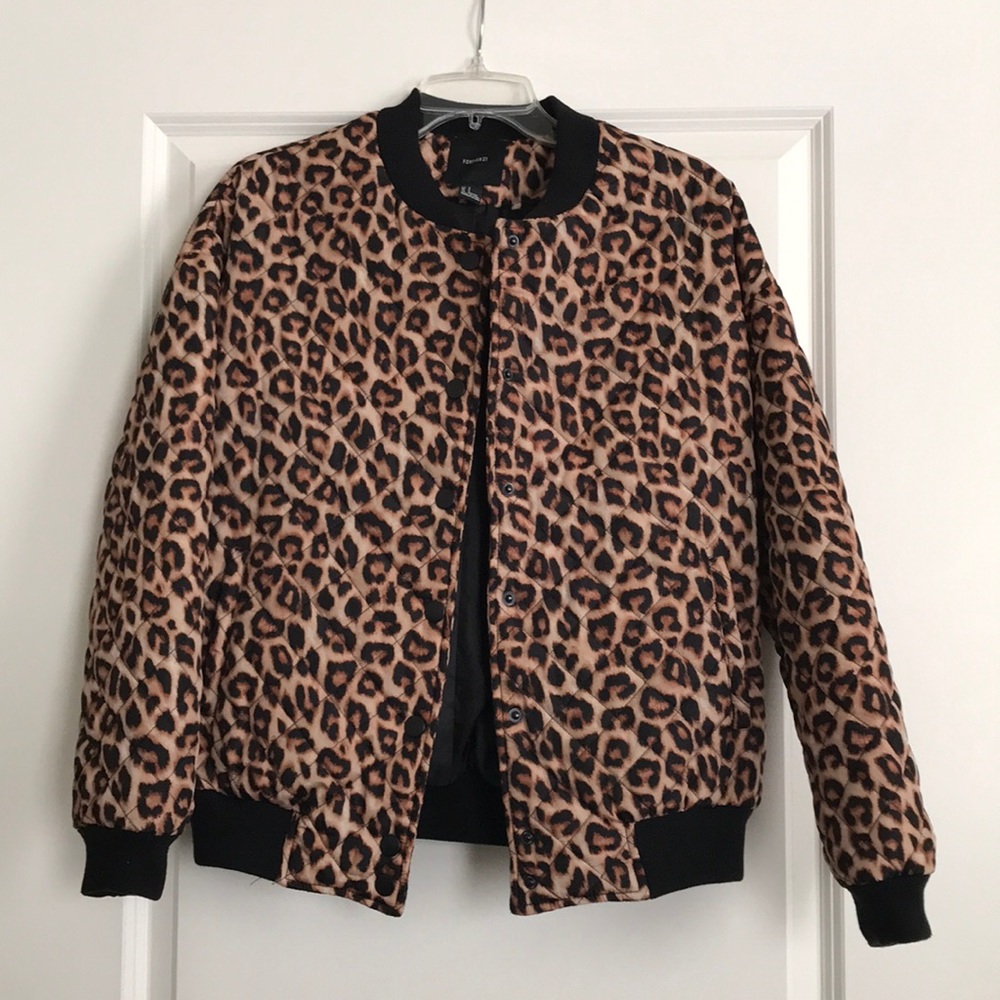 🐆✨NEVER WORN! Forever 21 Bomber Jacket